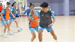 Vì sao ĐT futsal nữ Việt Nam phải tập huấn xuyên Tết?